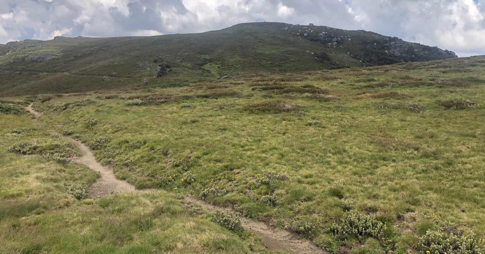 Mount fainter south (1883m)