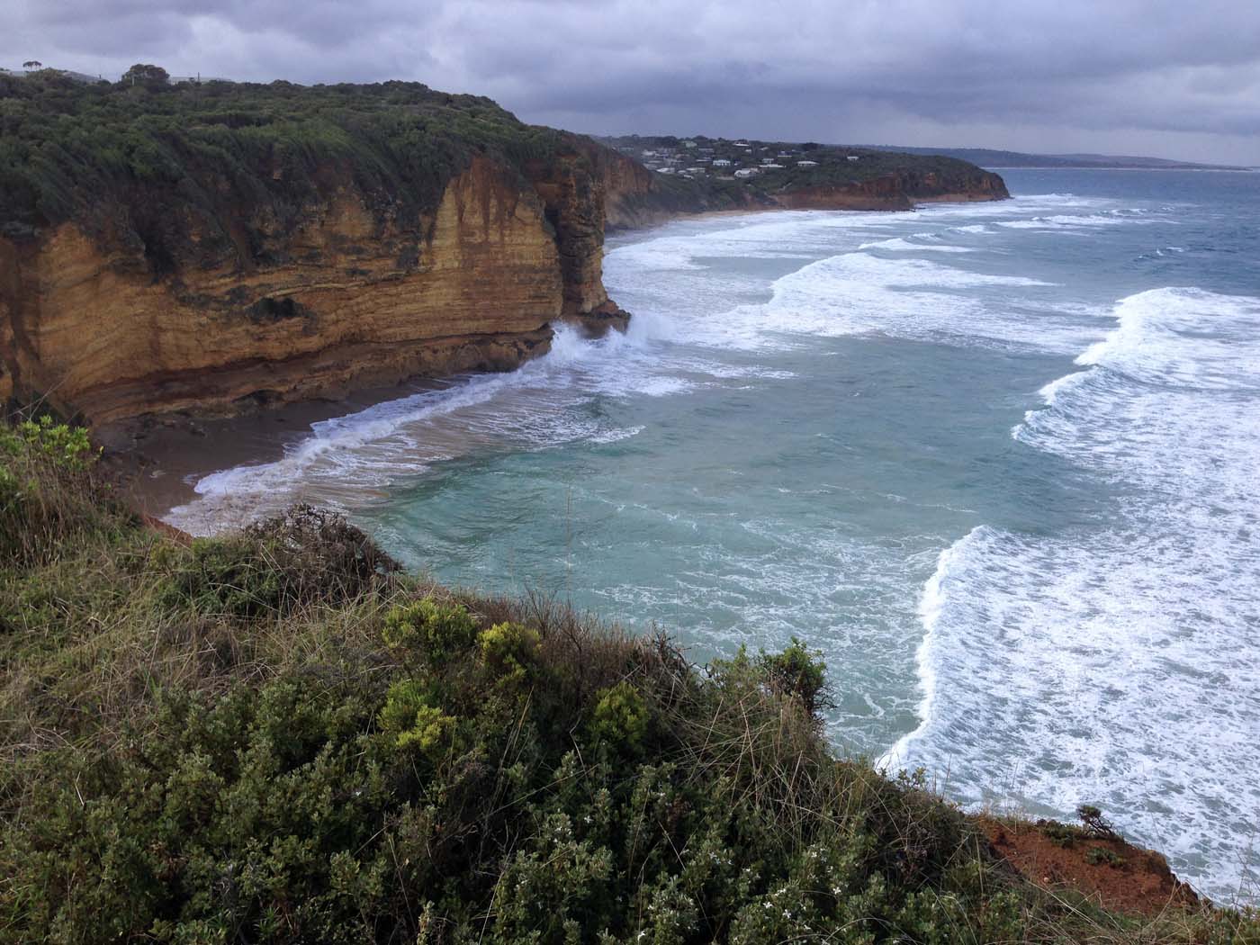 Aireys inlet cliffs hike (3)