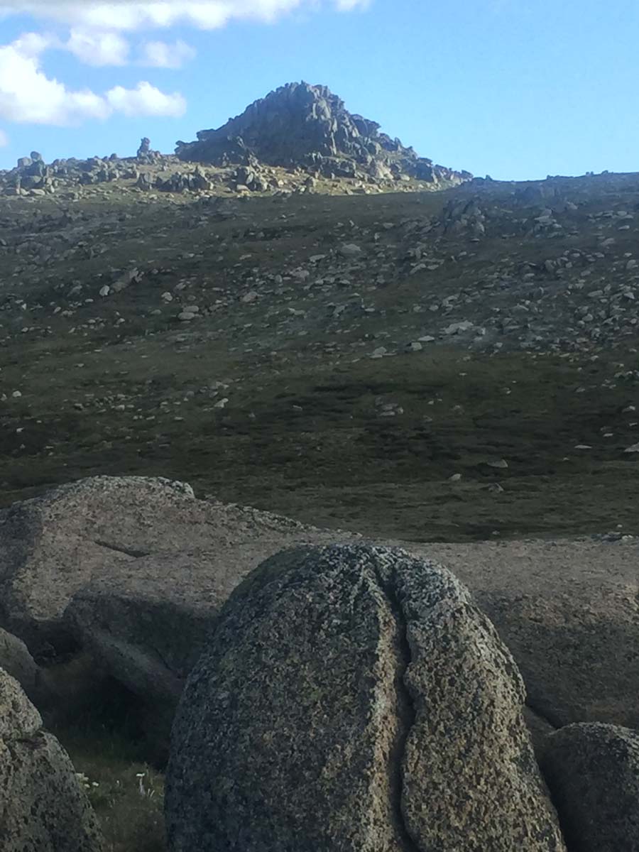 Australia's eleven highest peaks hike 123