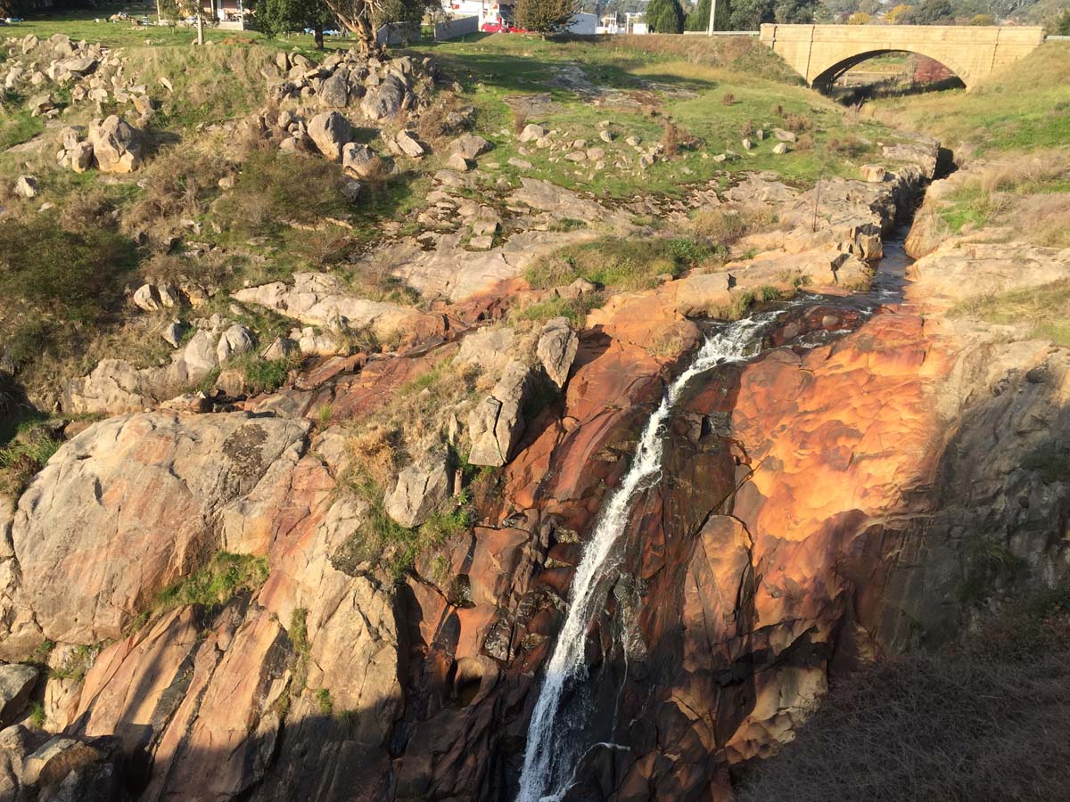 Cascades & woolshed falls hike 71