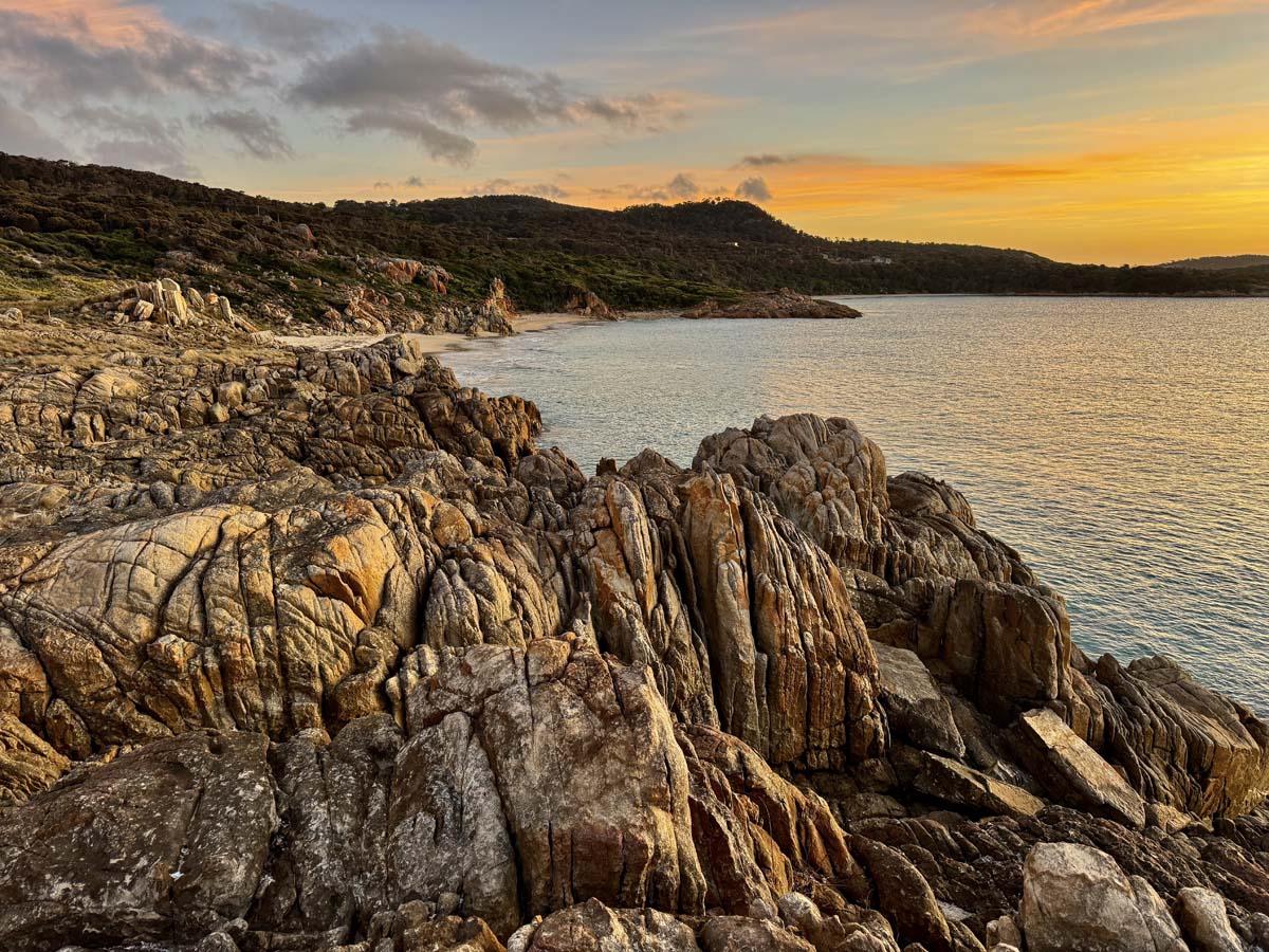 Castle rock hike flinders island 12