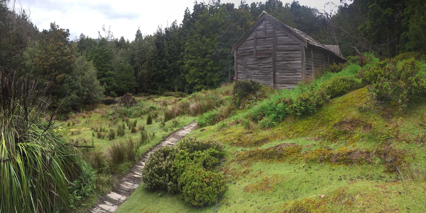 Guide to the overland track (11)