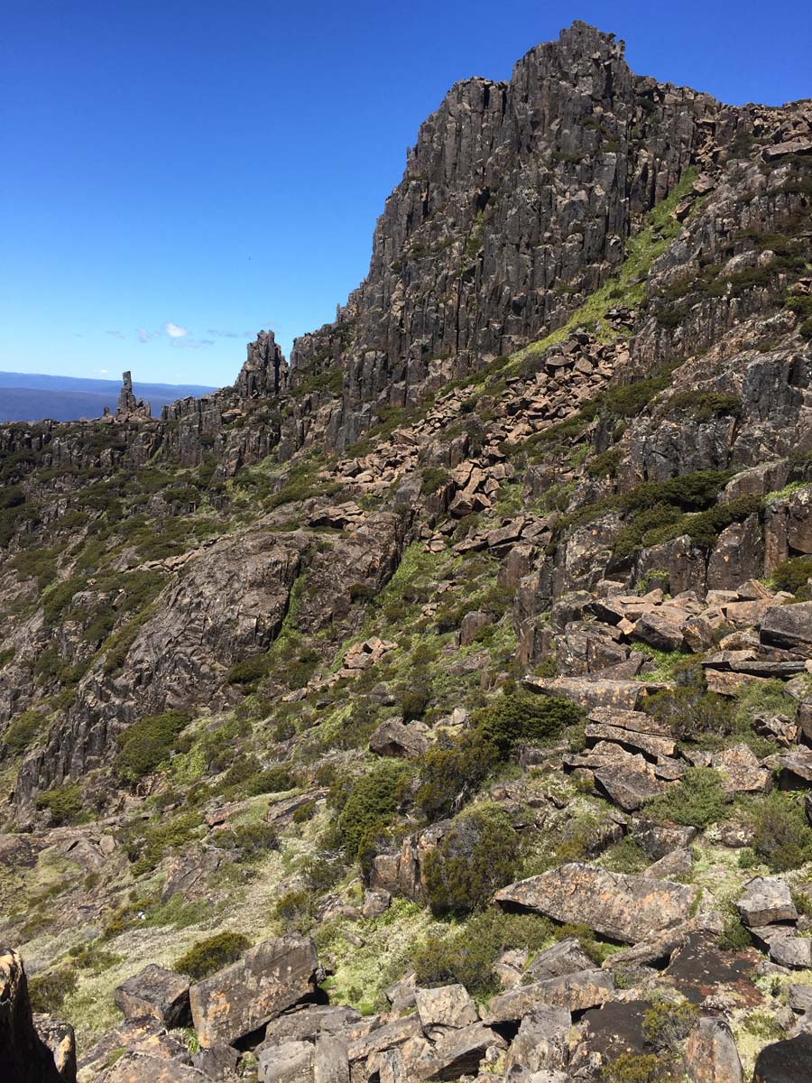 Cradle mountain lakes circuit hike 13