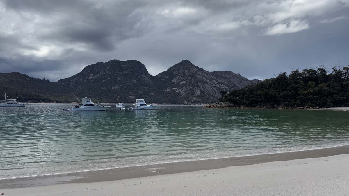 Freycinet peninsula circuit hike 108