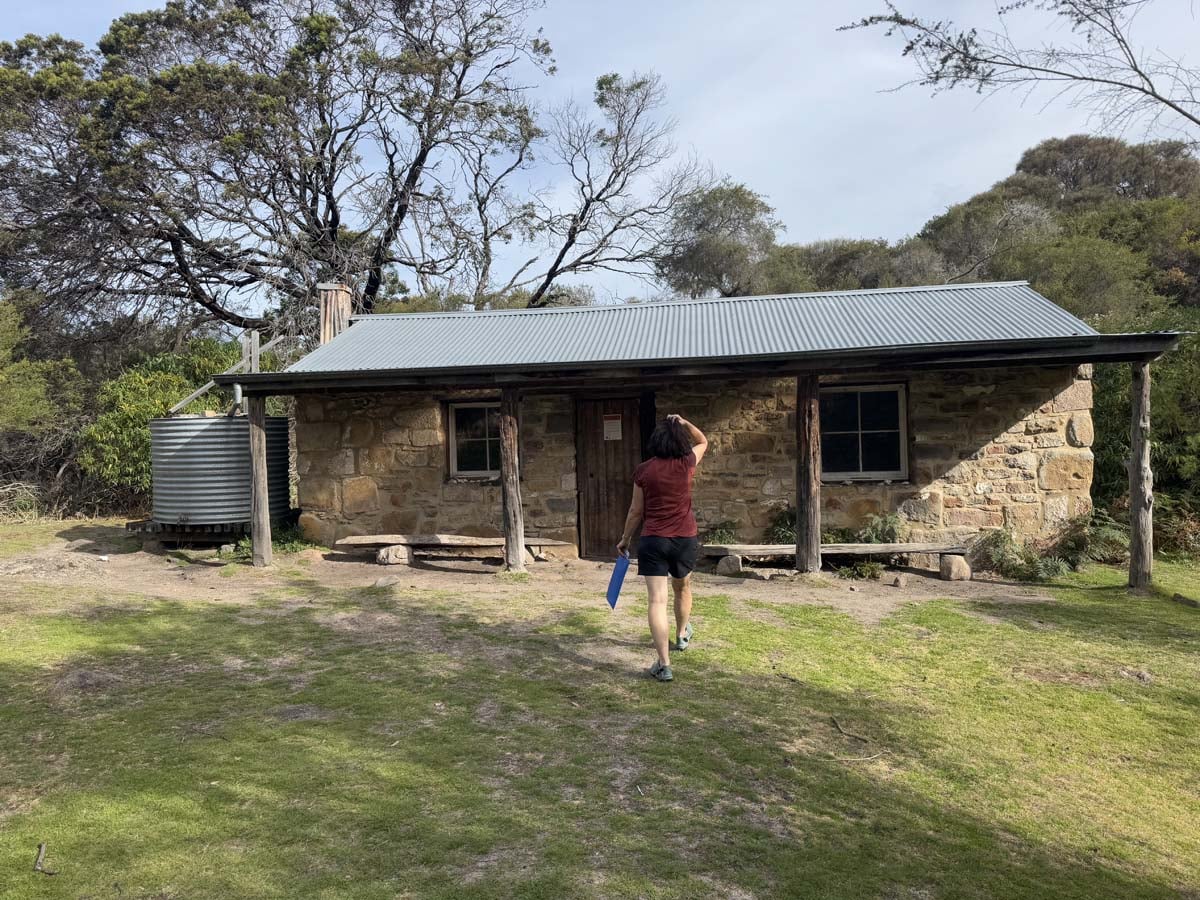 Freycinet peninsula circuit hike 31