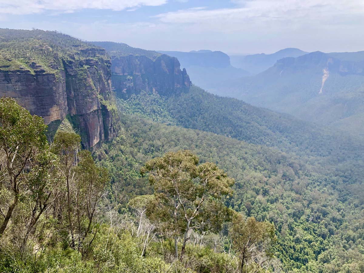 Govetts leap descent walk 2