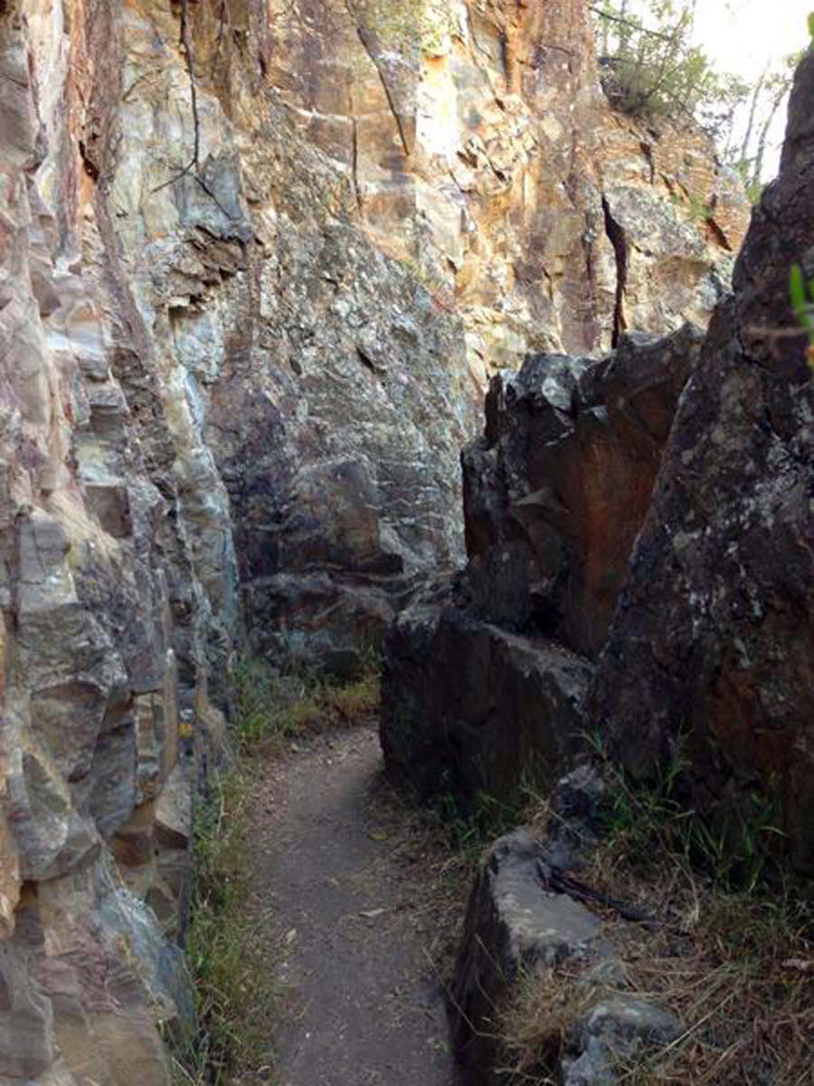 Lerderderg circuit walk link tracks 1 & 2 3