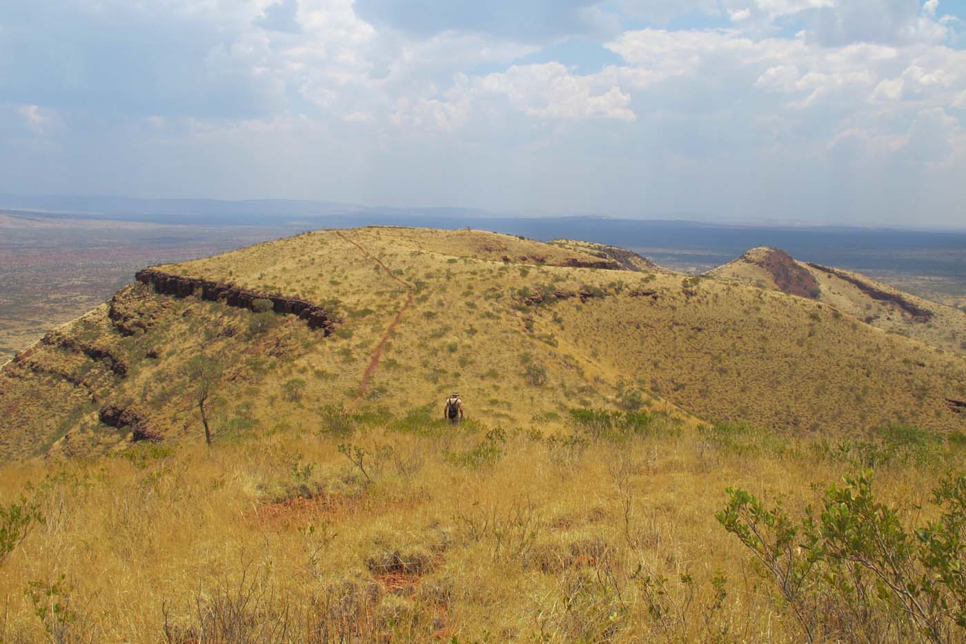 Mount bruce summit hike karijini (5)
