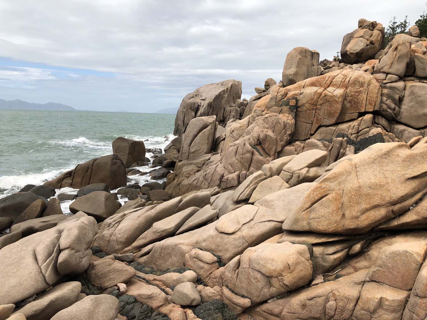 North east coastal walk magnetic island (5)