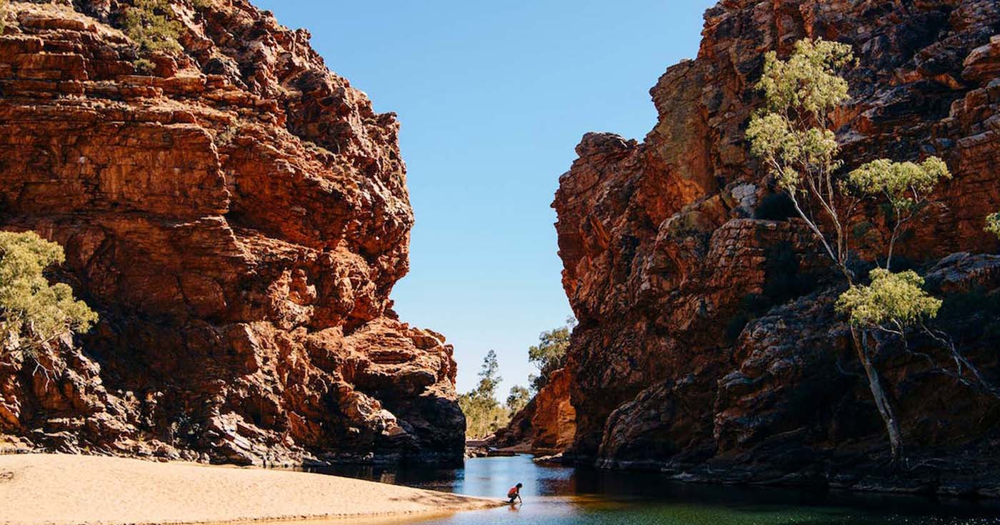 Simpsons gap to ellery creek