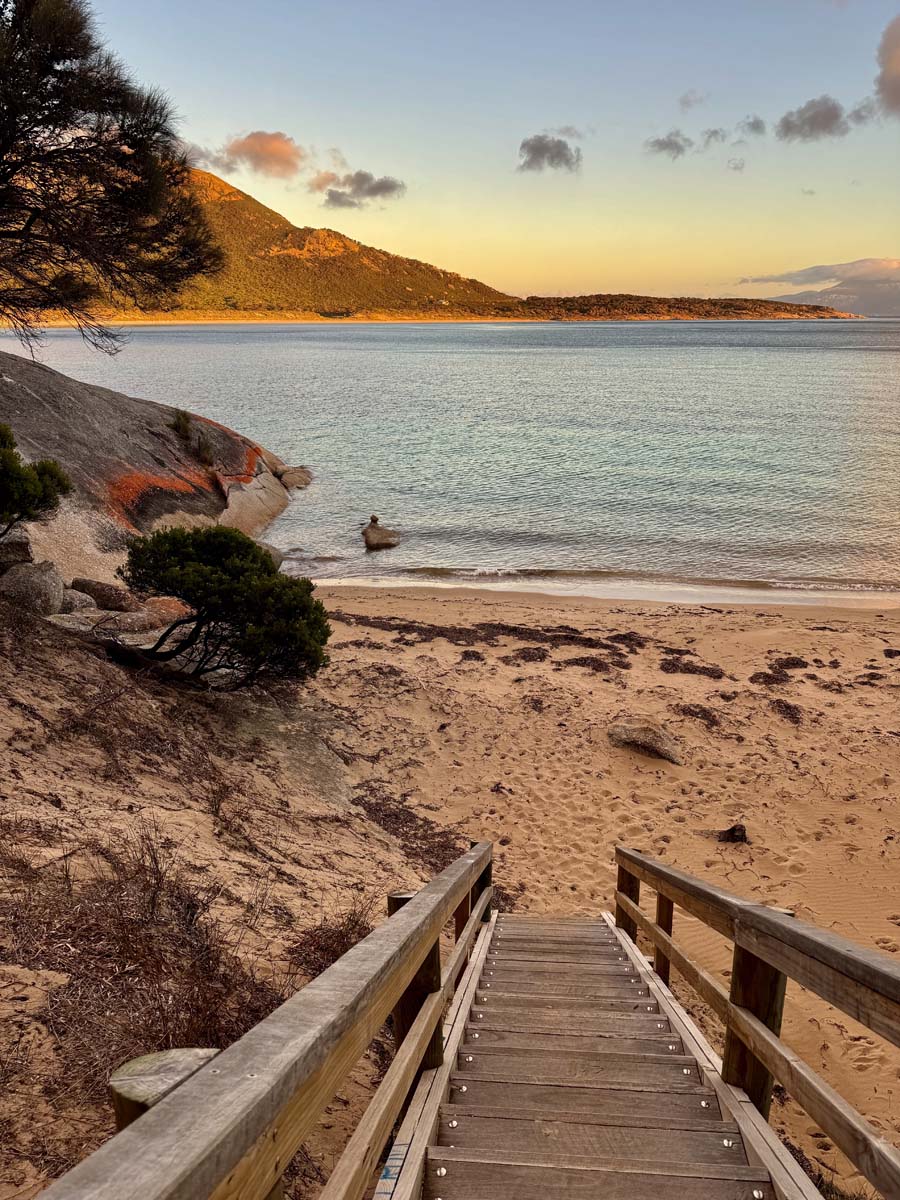 Trousers point walk flinders island 1