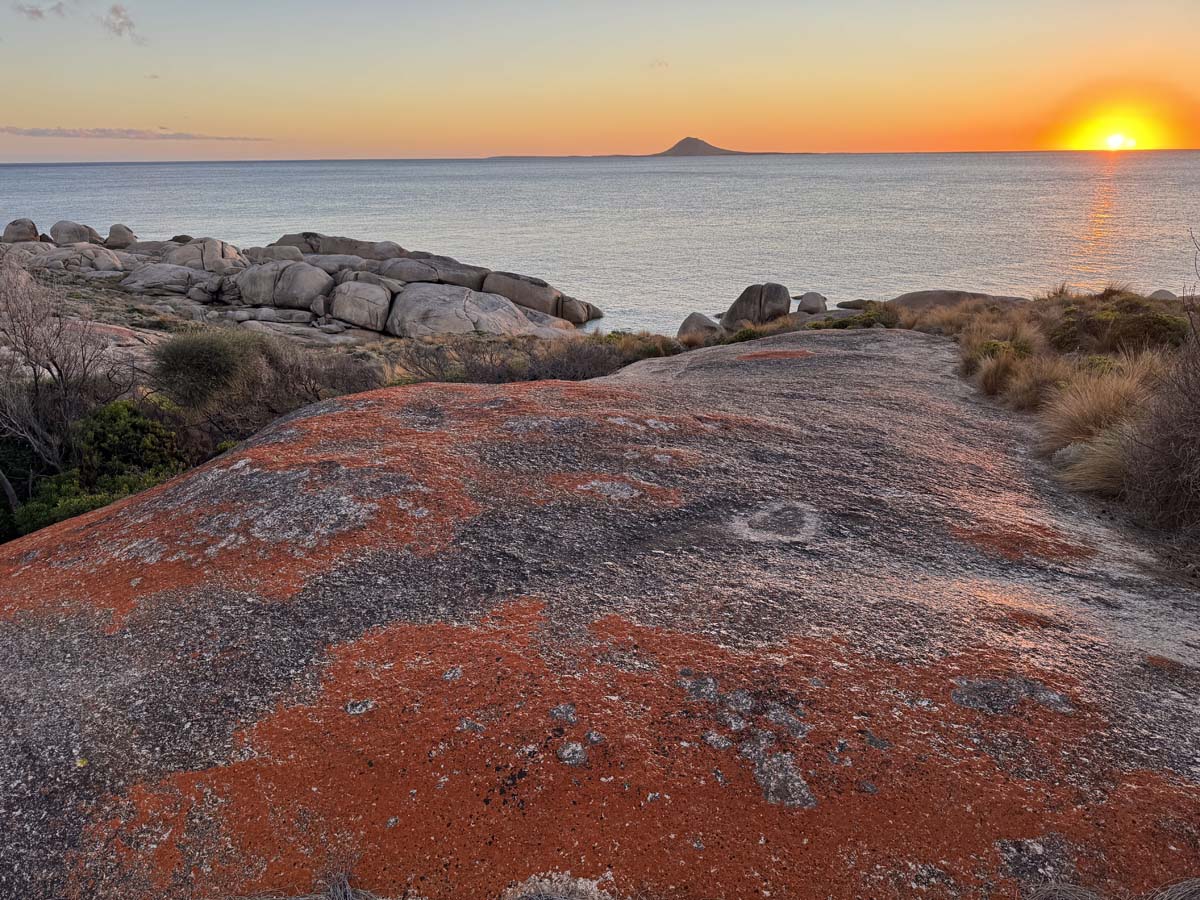Trousers point walk flinders island 6