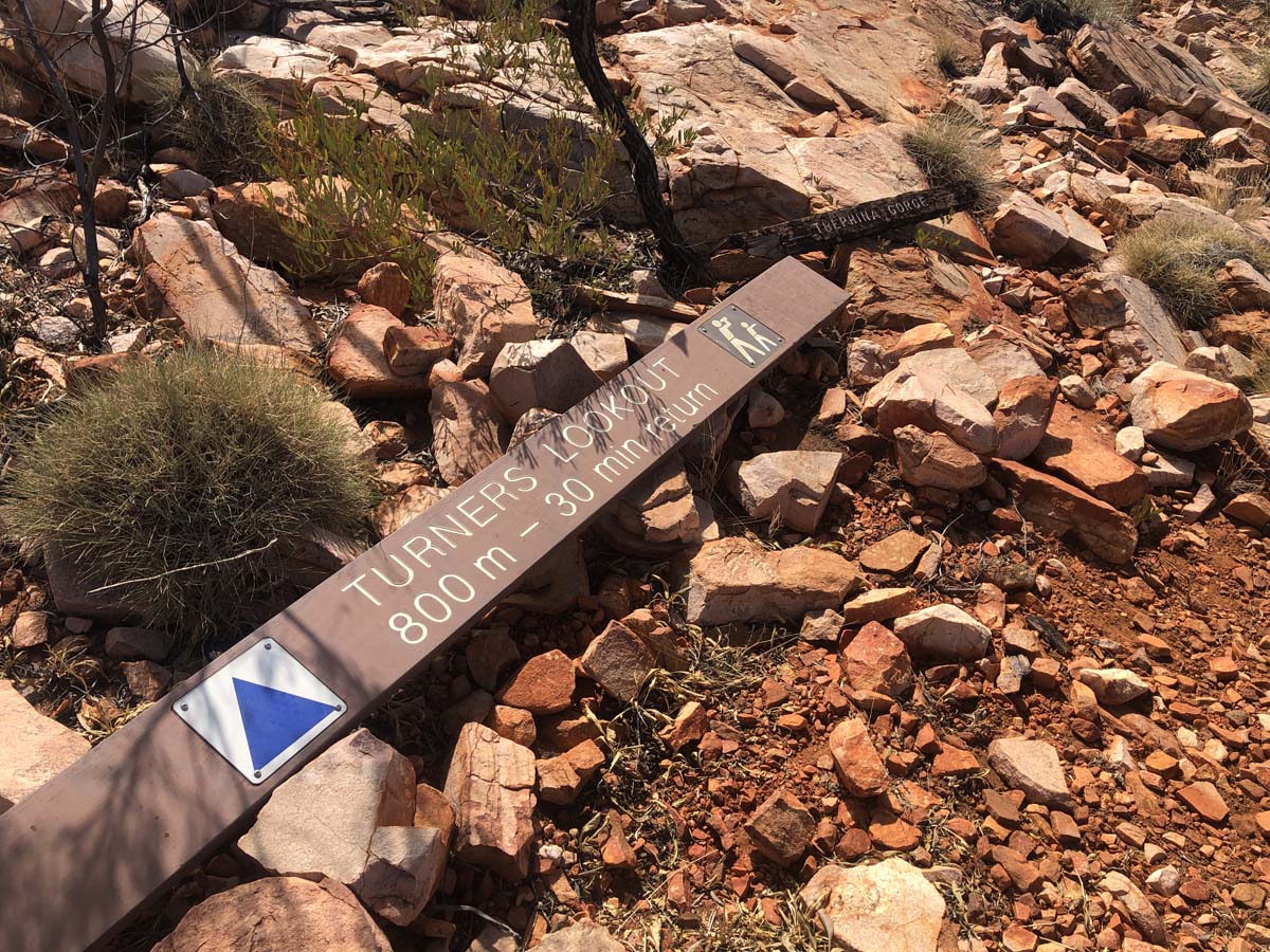 Turners lookout & chain of ponds hike 15