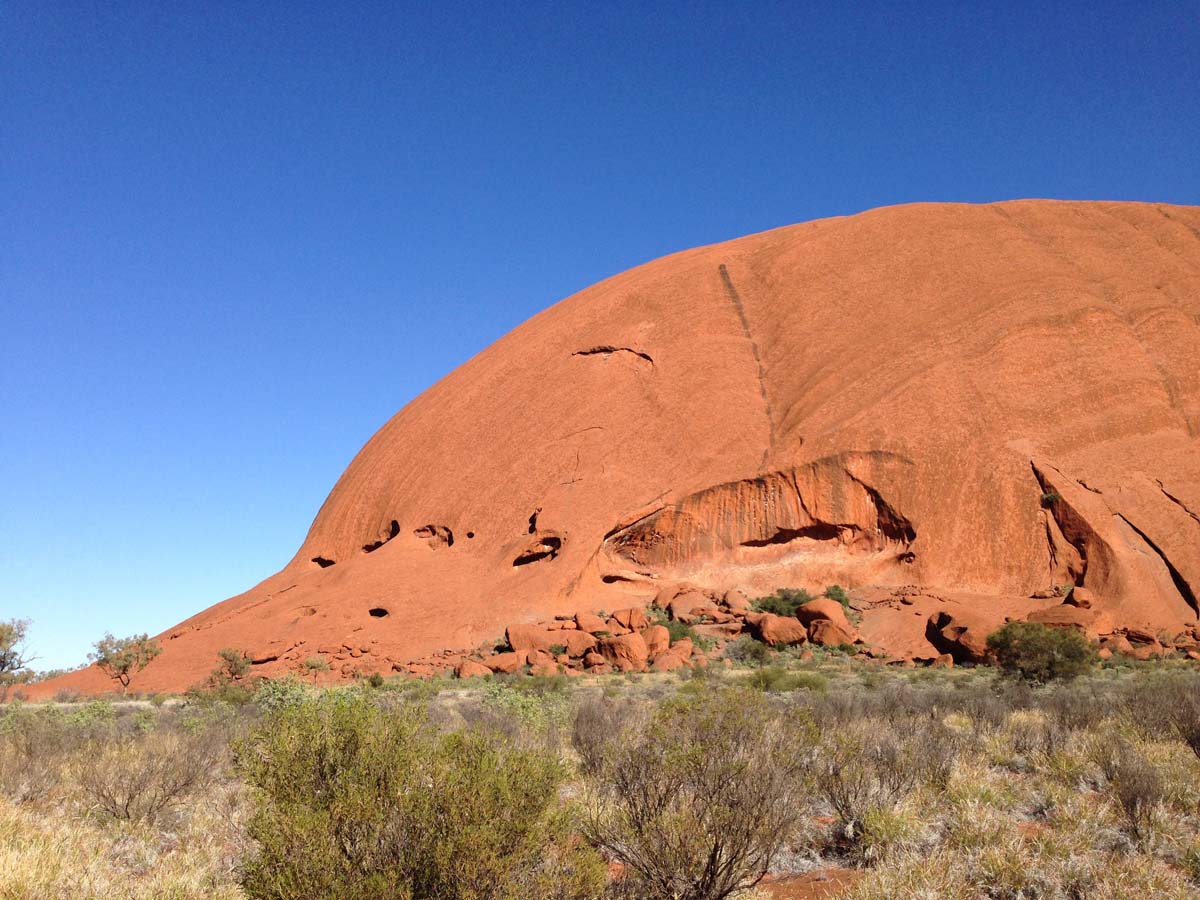 Uluru base walk 12