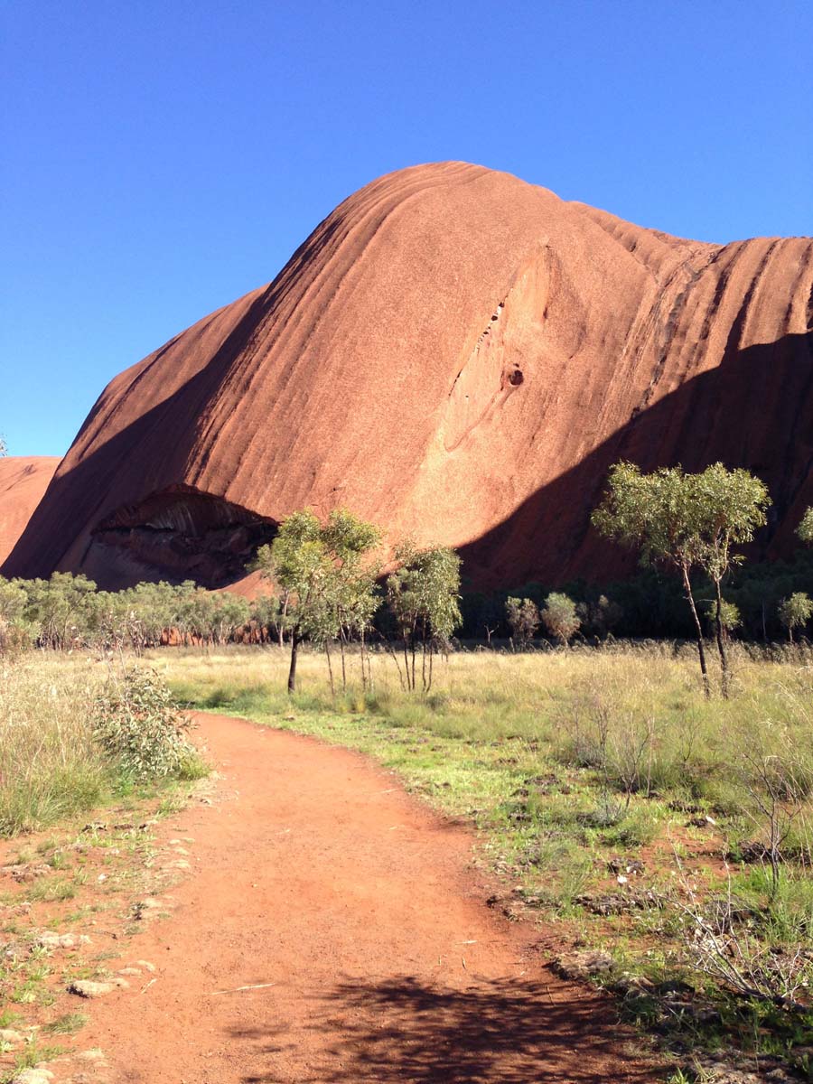 Uluru base walk 15