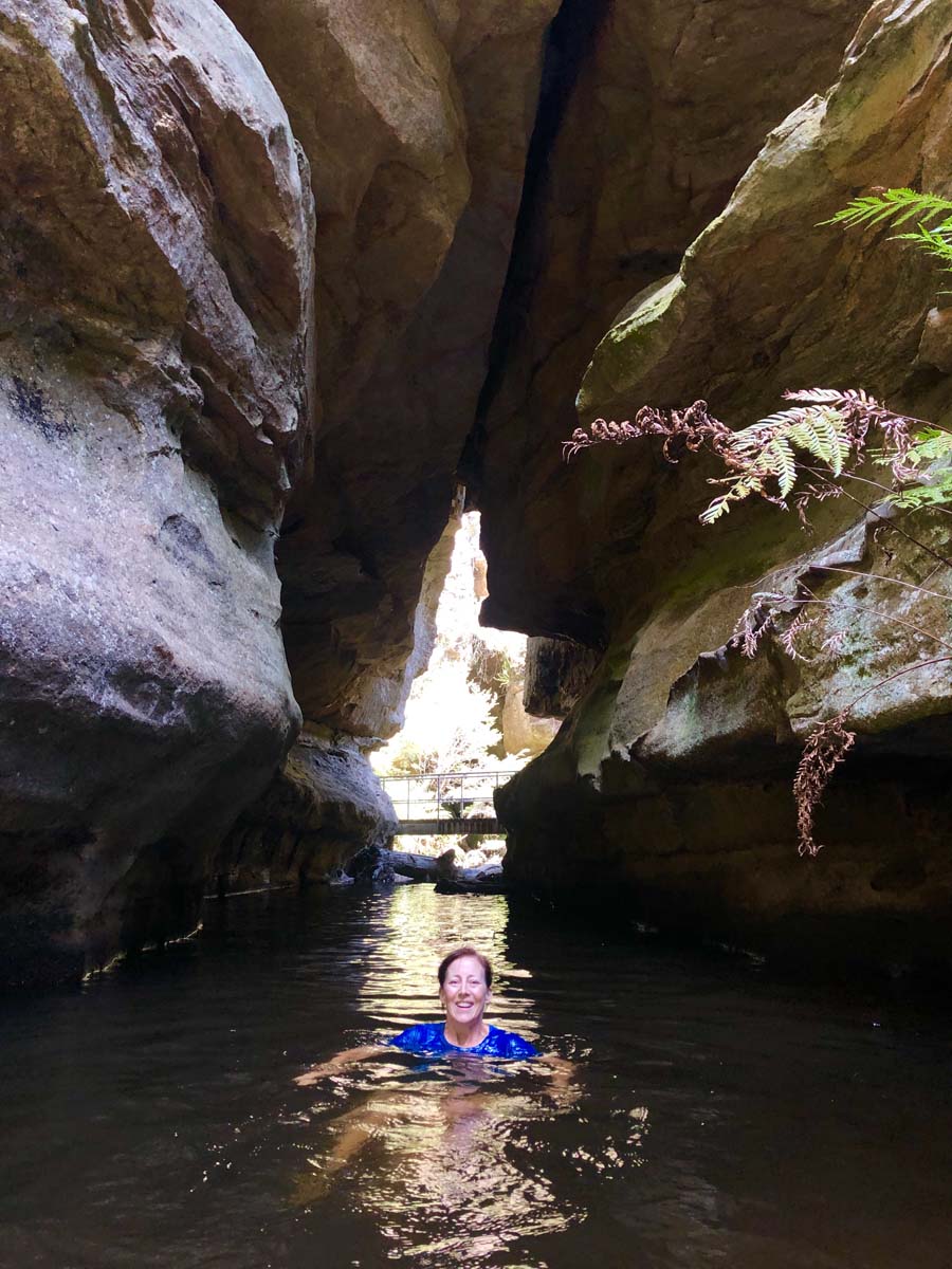 Walls cave track 20