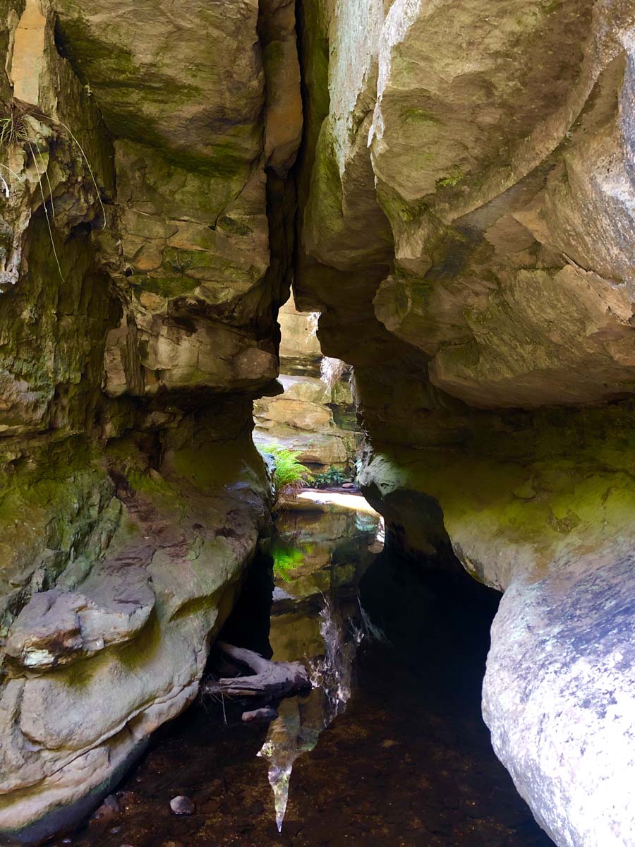 Walls cave track 5
