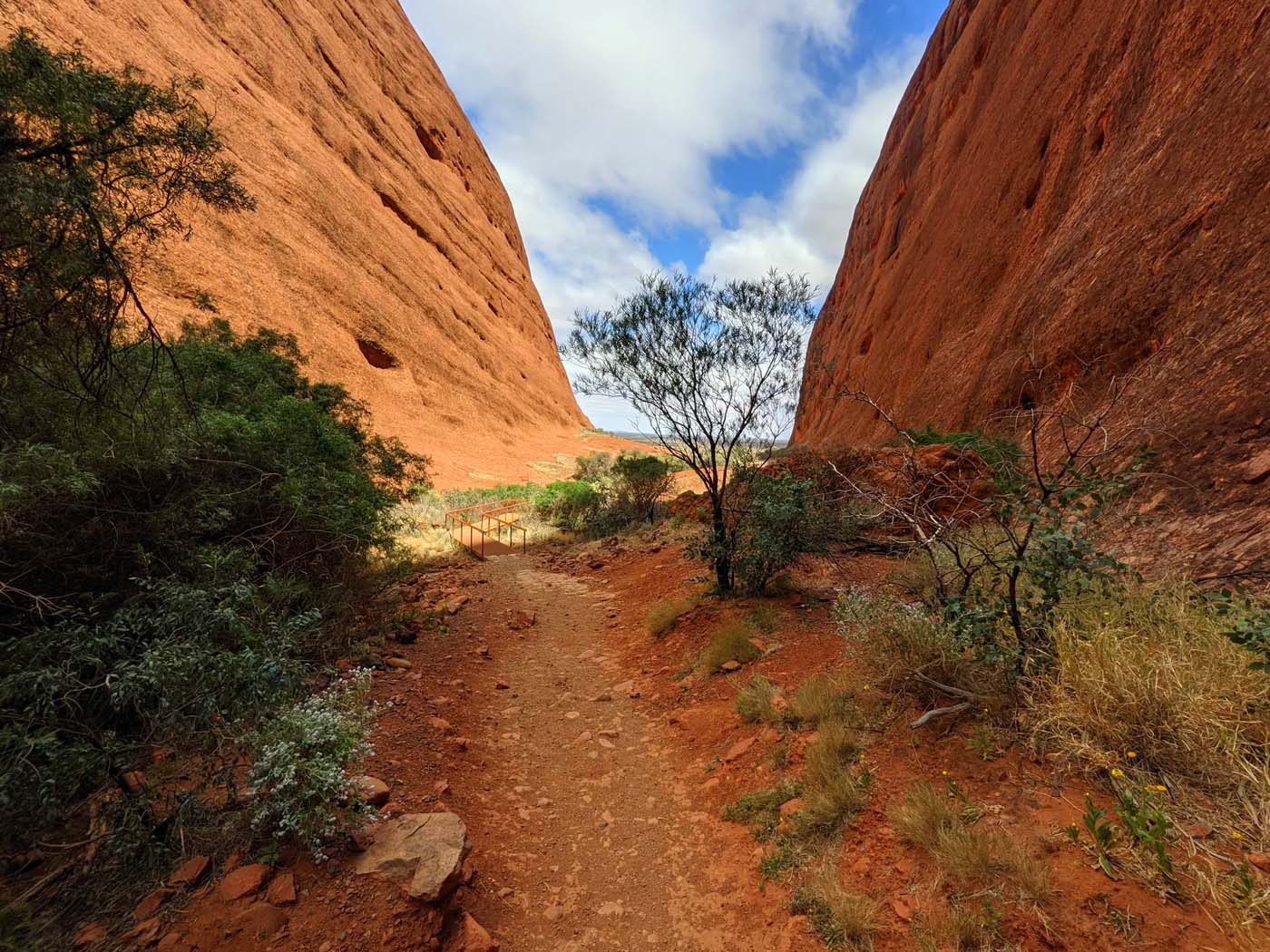 Walpa gorge walk uluru kata tjuta 4