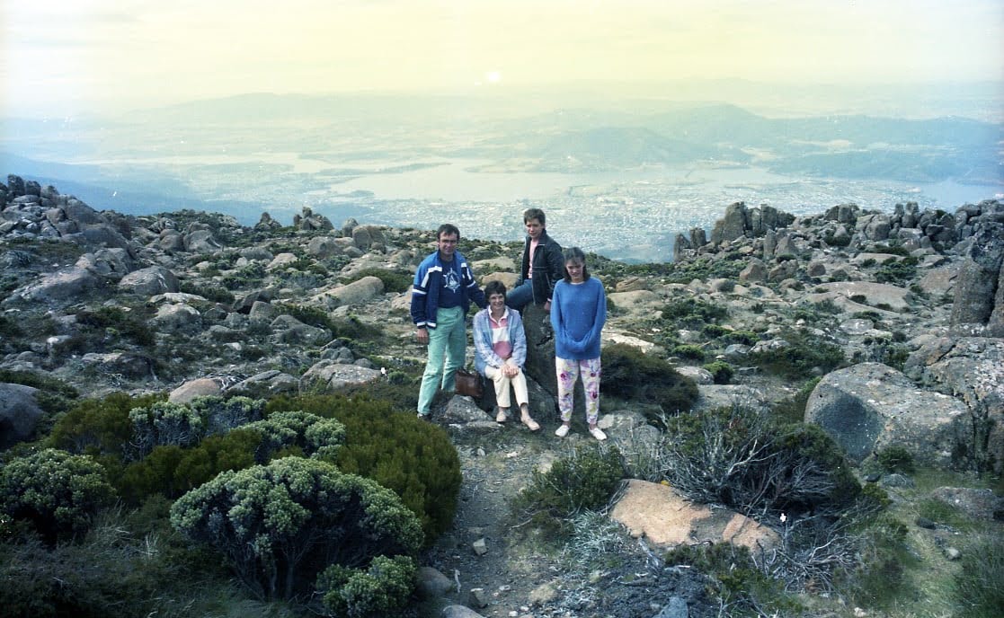 Edwards family bushwalking (1)