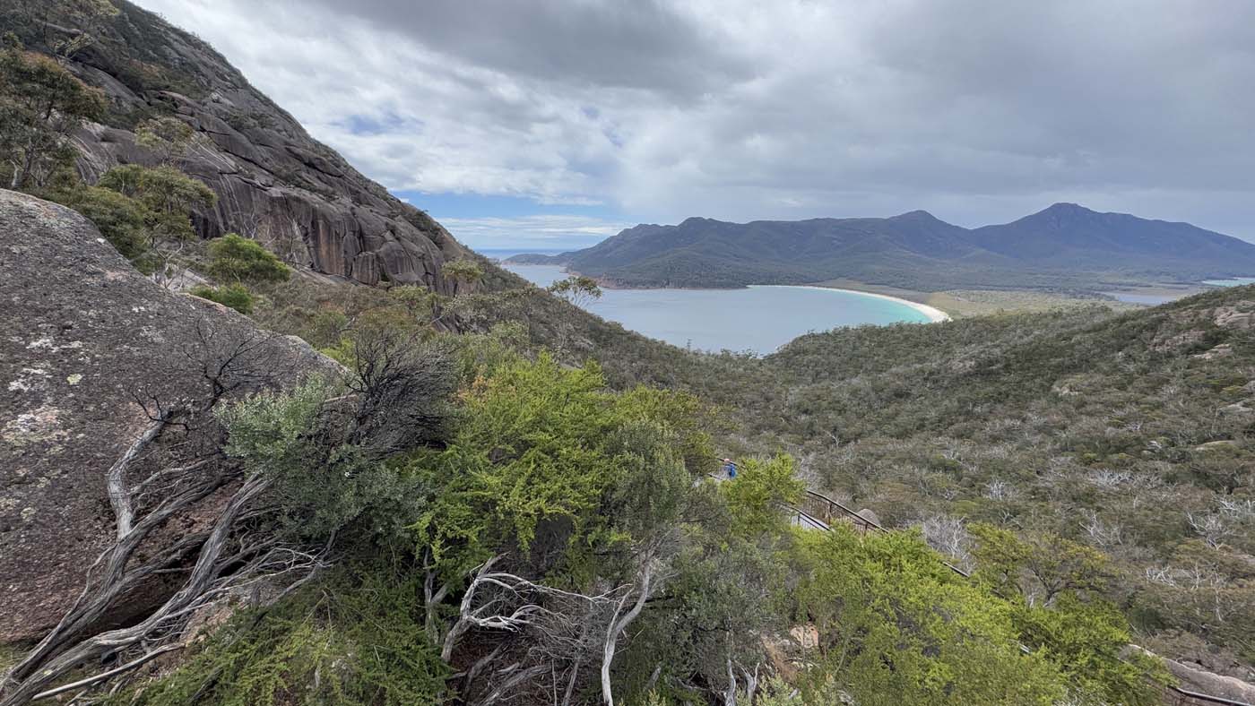 Wineglass bay hazards (16)