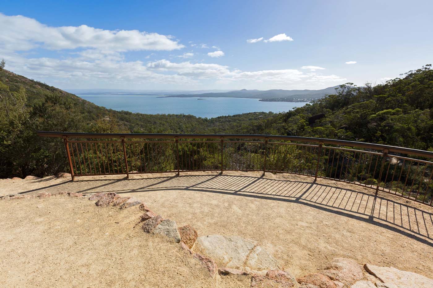 Wineglass bay hike (11)