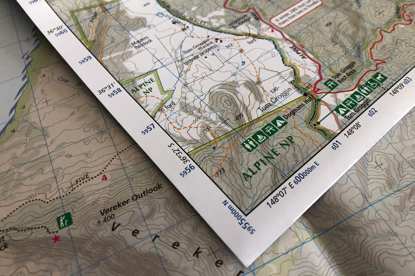 Reading Topographic Maps for Hiking in Australia Topographic hiking map showing contour lines, grid lines, and mapped terrain features