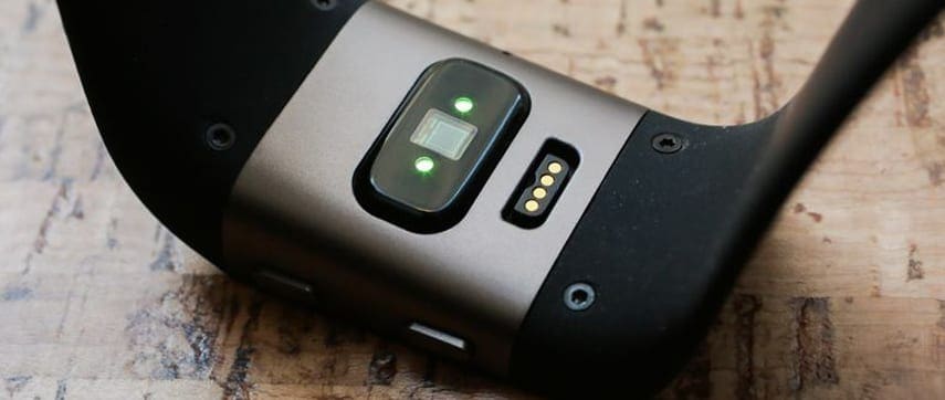 Trail-hiking-fitbit-surge-charge