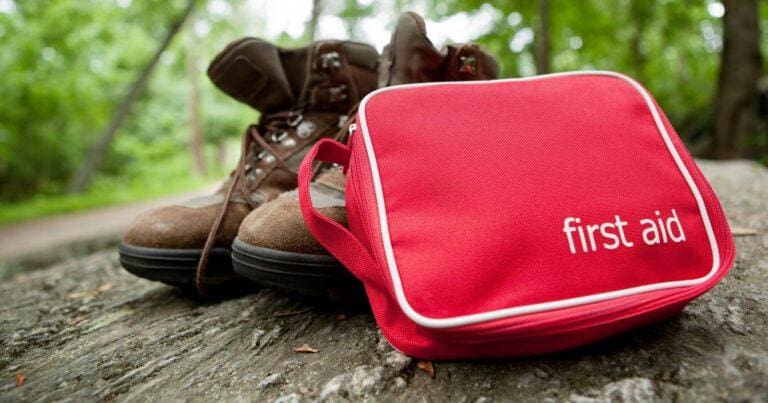 Treating five common bushwalking injuries 1
