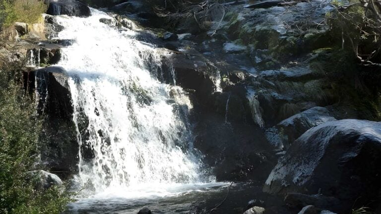 Waterfall walk (5. 8km)