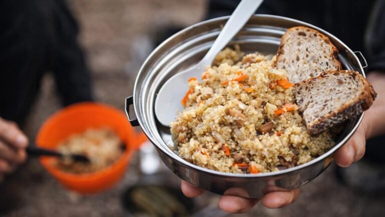 Lightweight food for hiking: ideas and quantities