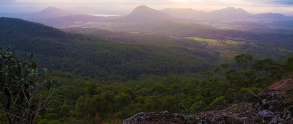 Governors chair lookout 1 600x254