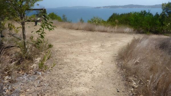 Green Point Drive Circuit Walk (3.4km) Green point drive circuit walk (3. 4km)