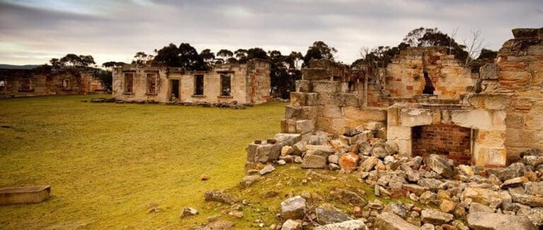Coal Mines Historic Site Walk (3km) Coal mines historic site trail hiking australia 768x325