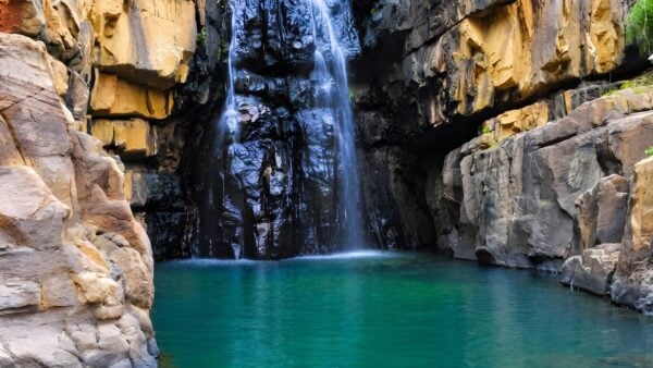 Northern rockhole hike (9km)