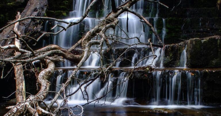 Black glen falls 768x403