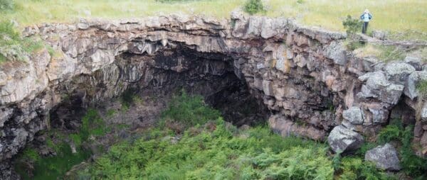 Lava Canal Walk (6.5km) Byaduk caves walktrail hiking australia 600x254