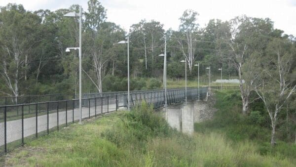 Hikes Wulkuraka brassall rail trail 600x338