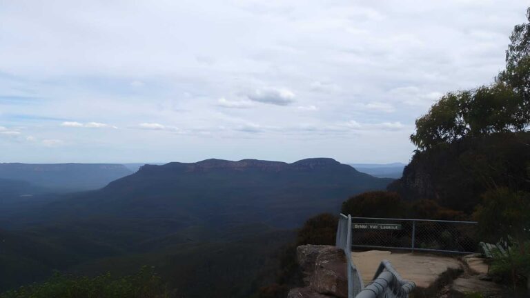 Carrington Park to Bridal Veil Lookout Walk (900m) Carrington park to bridal veil lookout walk (900m)