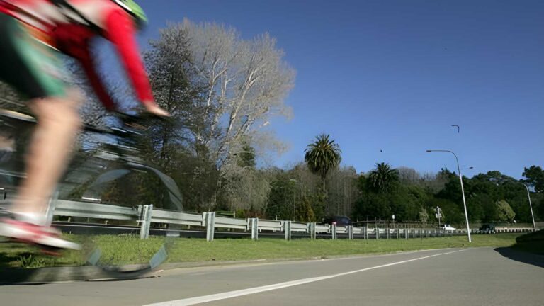 Hobart intercity cycleway hike (15. 5km)
