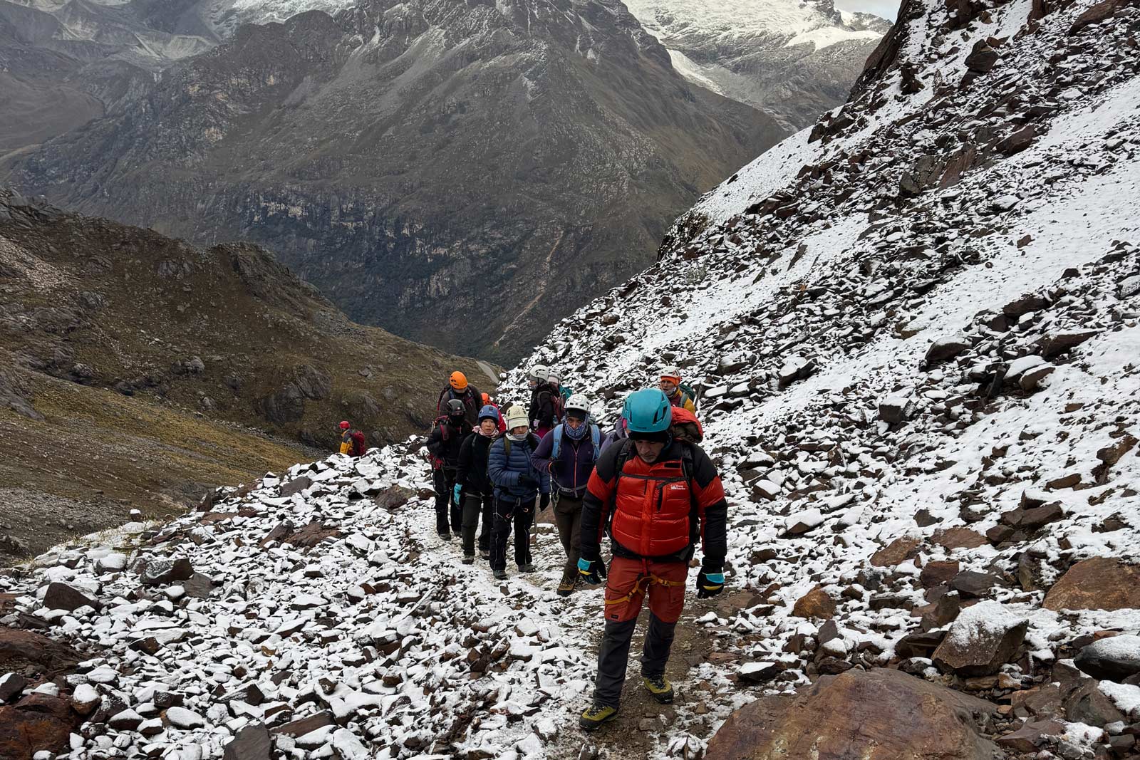 Trekking at high altitude - Safety tips & guidelines Trekking at high altitude - safety tips & guidelines