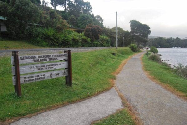 Hikes Strahan to regatta point rail trail 600x402