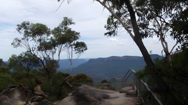 Solitary Restaurant to Fossil Rock Walk (200m) Solitary restaurant to fossil rock walk (200m)