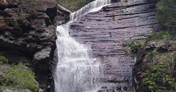 Snug falls track 600x315