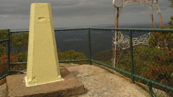Mount sugarloaf summit walk (500m)