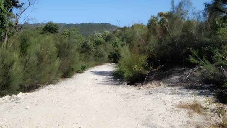 Currie Road Track (4.5km) Currie road track (4. 5km)