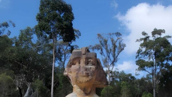 Darri & warrimoo to the sphinx memorial hike (6. 6km)