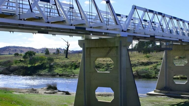 Tharwa Explorer Track (2.8km) Tharwa explorer track (2. 8km)