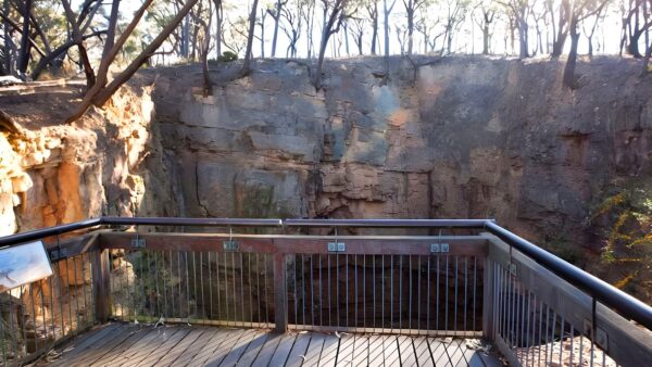 The big hole walking track (3. 5km)