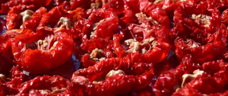 Dehydrating vegetables for hiking