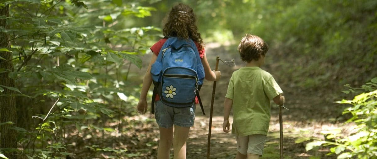7 tips for hiking with your kids